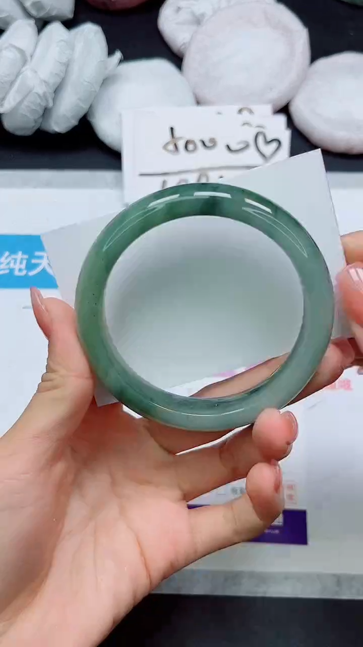 【闪购商品】石英质玉手镯未镶嵌108