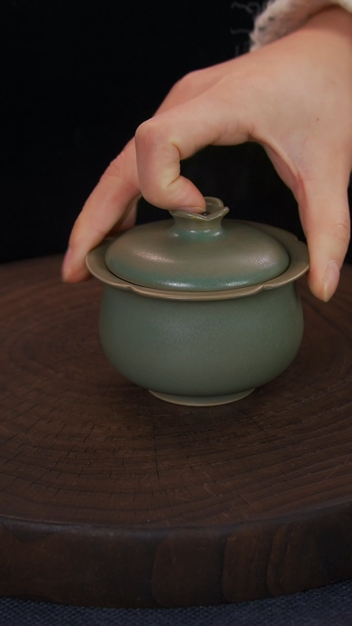 【闪购商品】新年福利.仿古两才盖碗气仿柴.微瑕