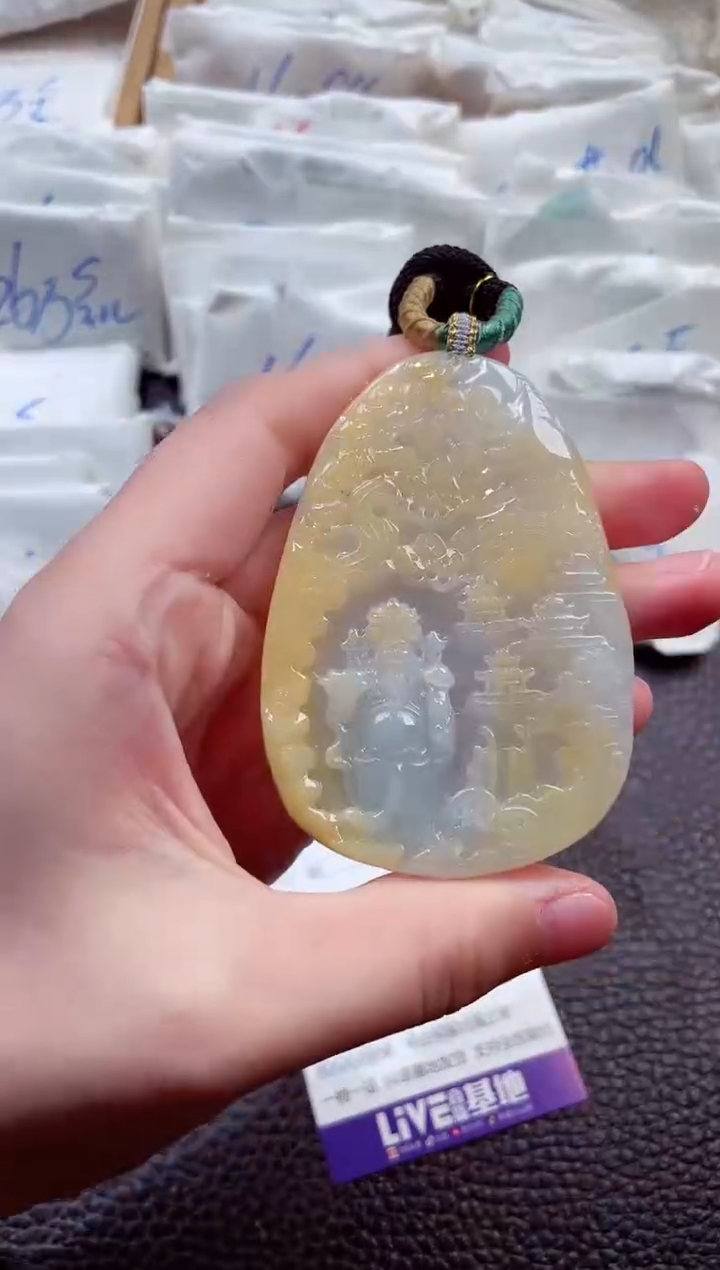 翡翠未镶嵌颈饰00000628
