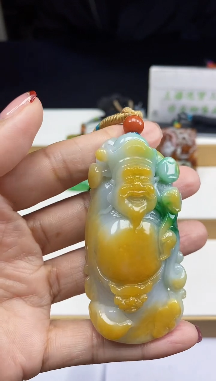 【闪购商品】翡翠颈饰未镶嵌翡翠A货