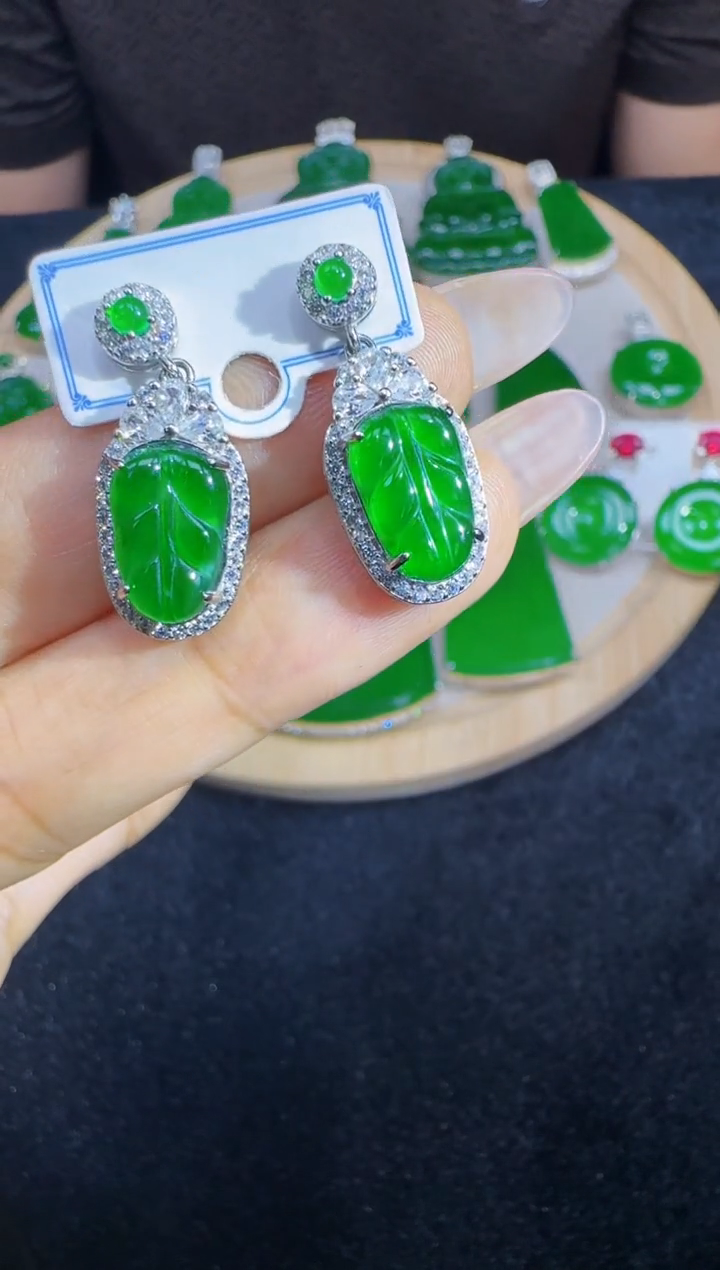 未镶嵌定制翡翠翡翠耳环24