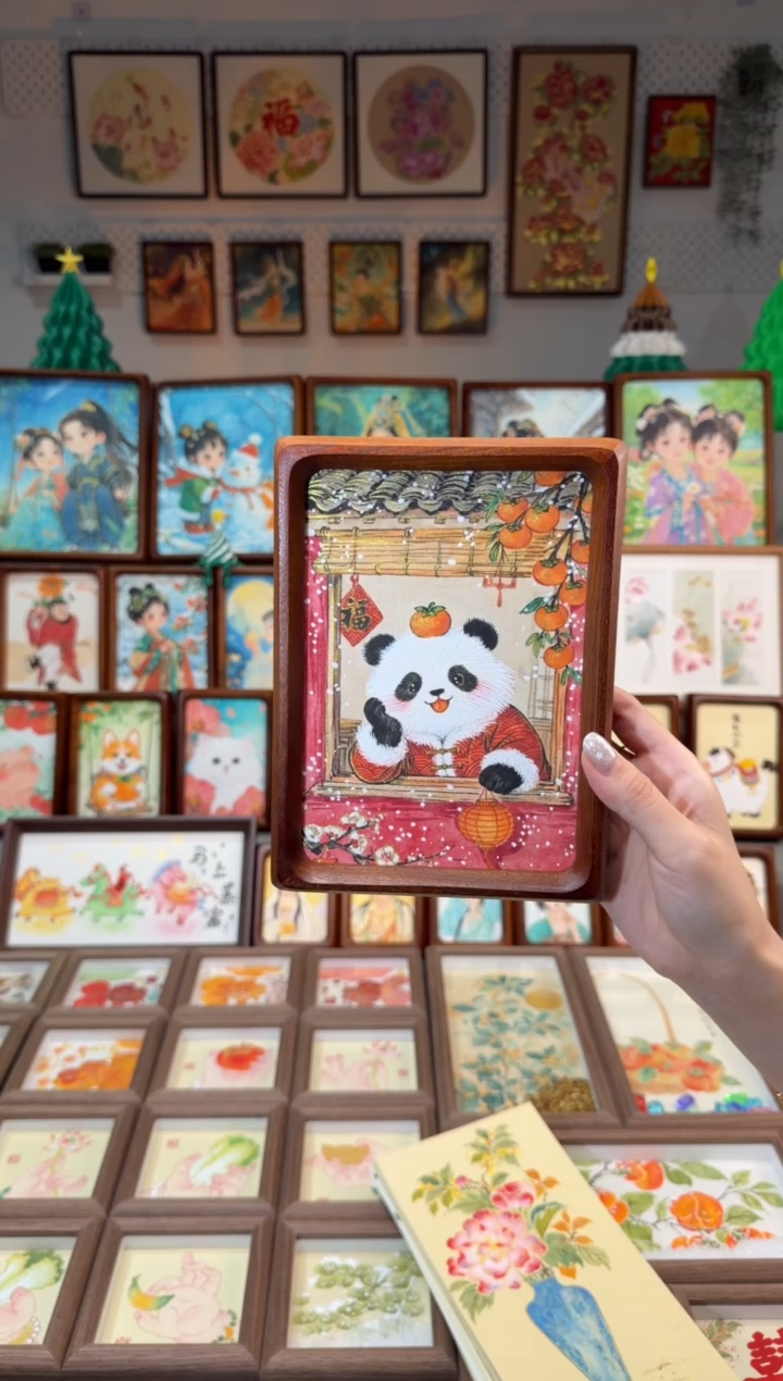 国画红墙熊猫 手绘国画7寸