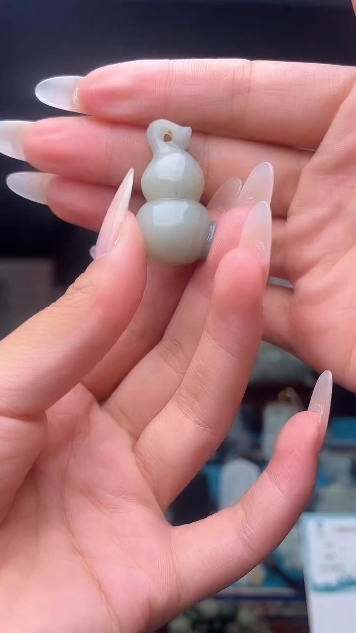 未镶嵌和田玉挂件1