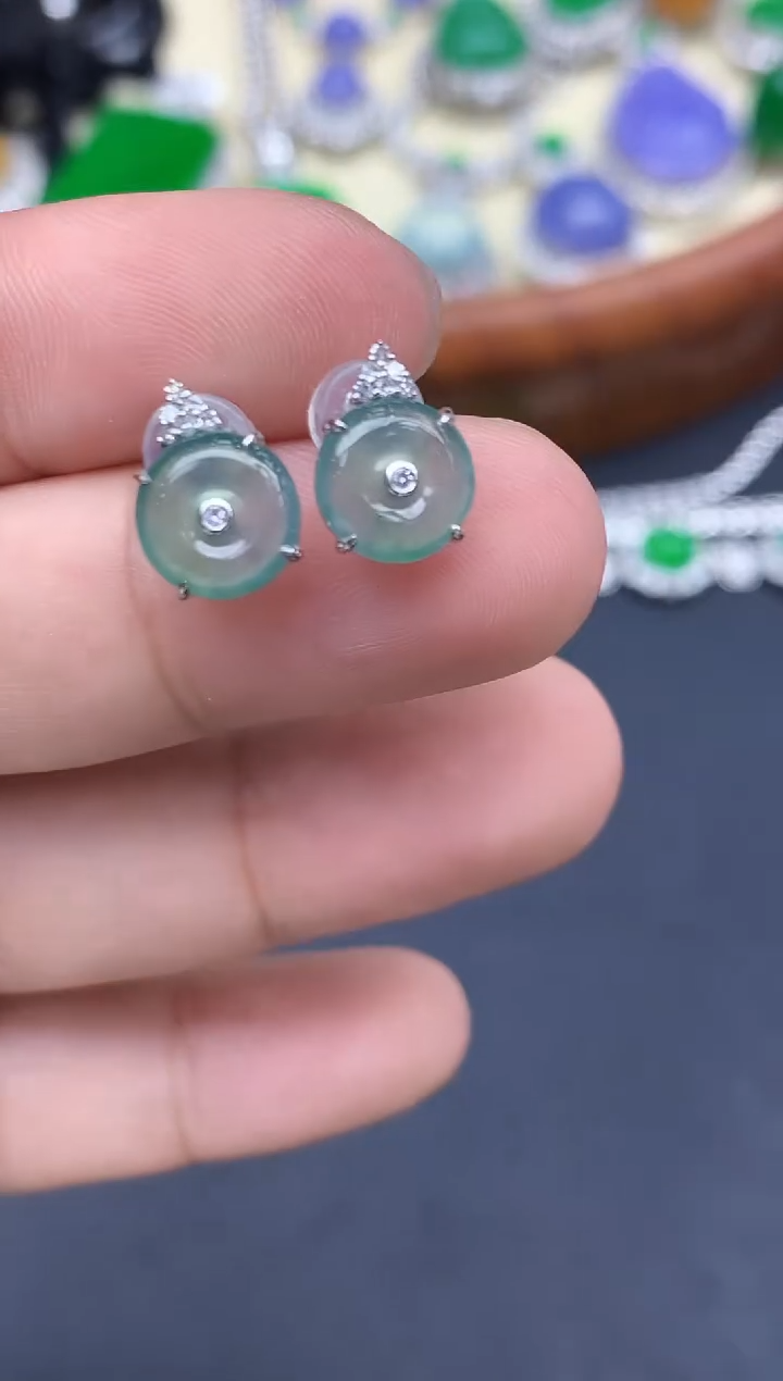 颈饰18K金镶嵌翡翠428-中国好珍宝