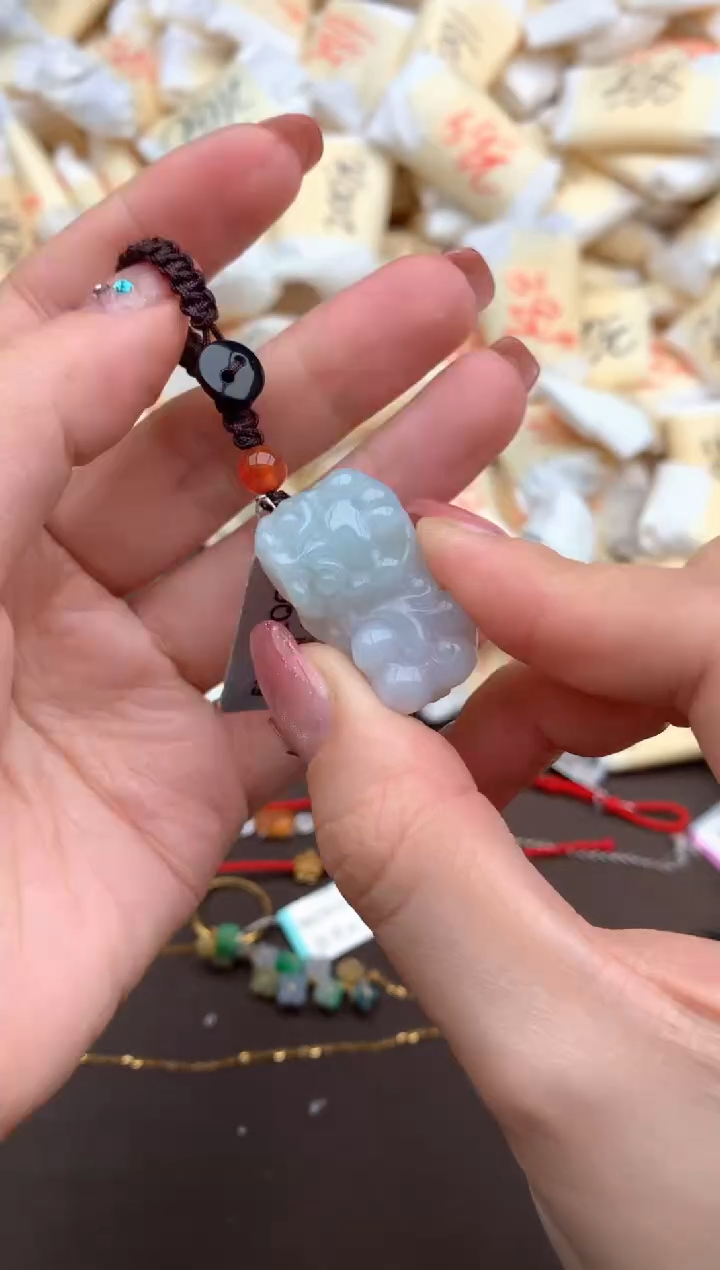 【闪购商品】翡翠挂件未镶嵌一