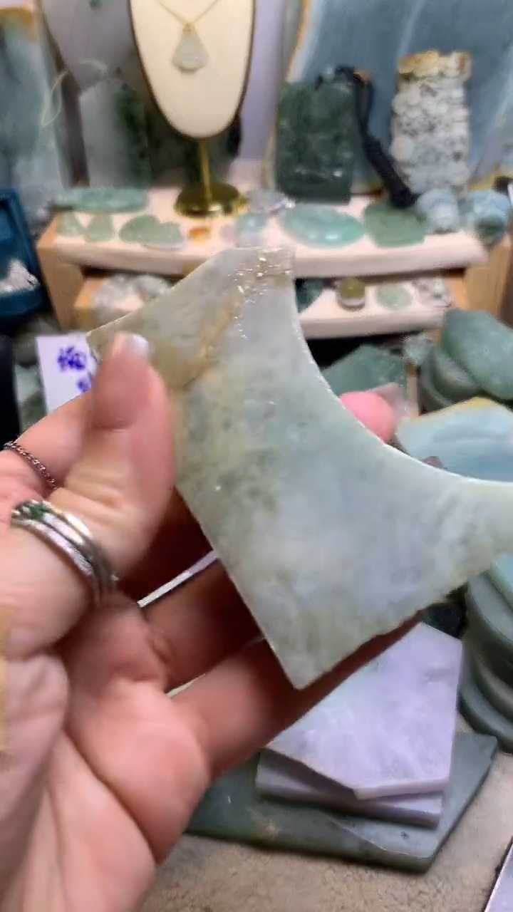 【闪购商品】翡翠挂件未镶嵌缅甸A货翡翠，没有运费险