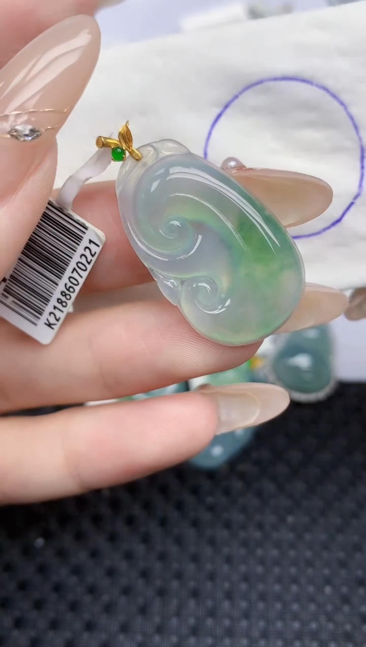 颈饰18K金镶嵌翡翠219   天然翡翠A货  百元以上9米证书费自理