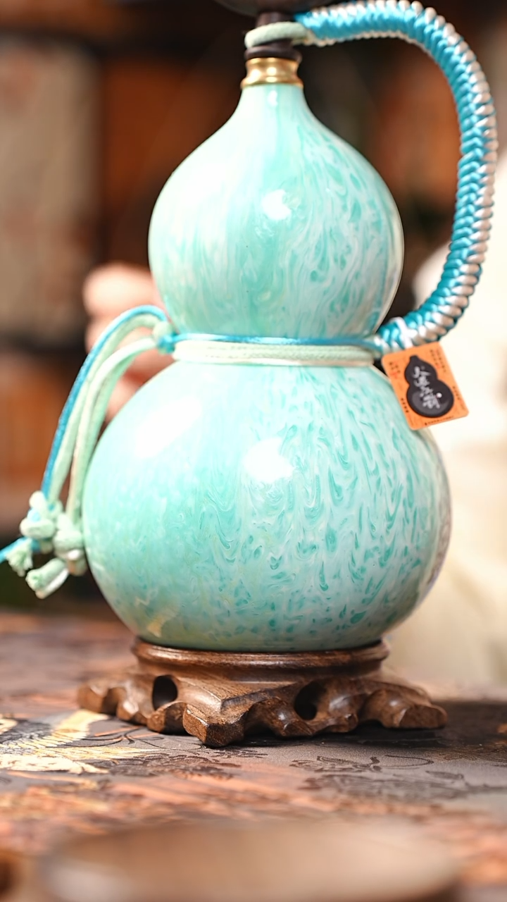 【闪购商品】RR161漆艺酒葫芦不包手串及旋转底座