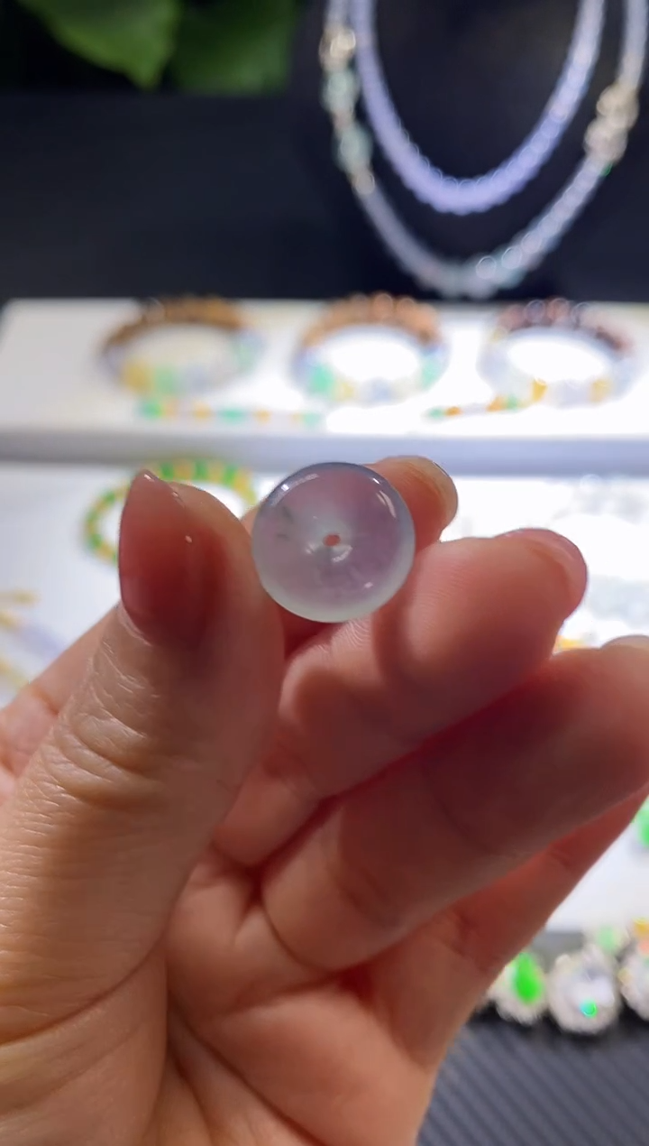 【闪购商品】翡翠挂件未镶嵌平安扣