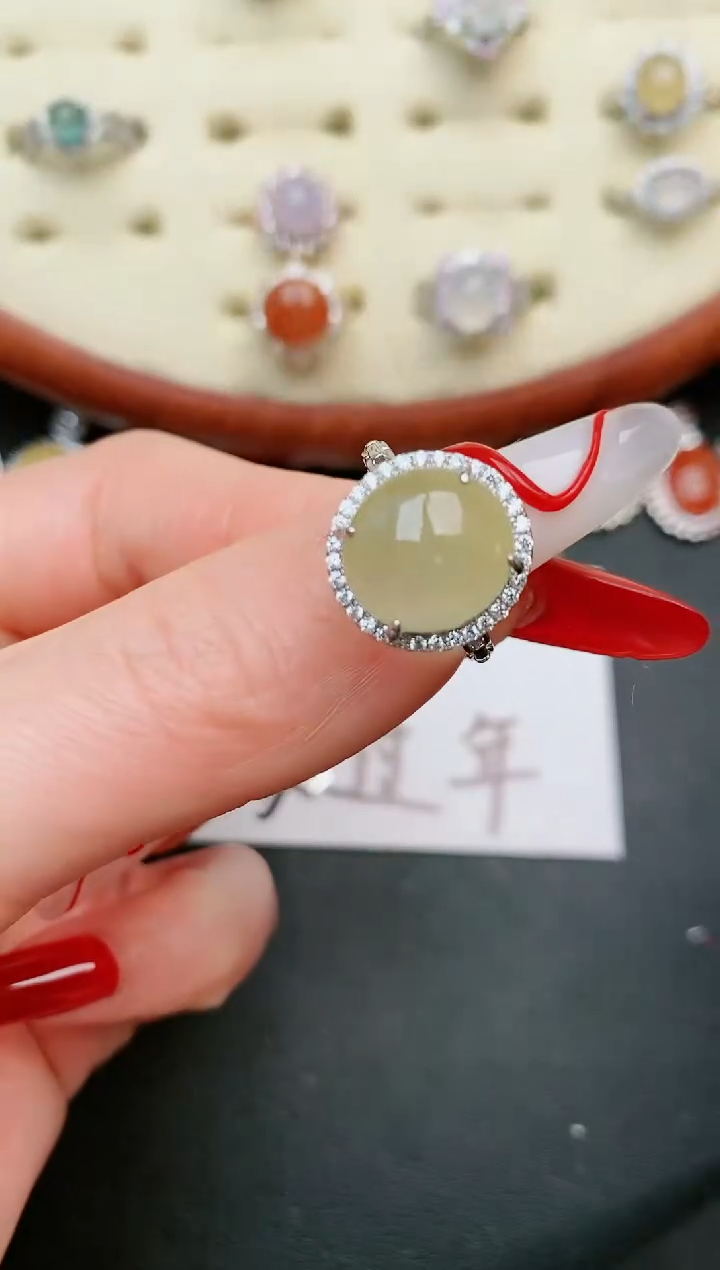 【闪购商品】翡翠戒指银S925镶嵌.....