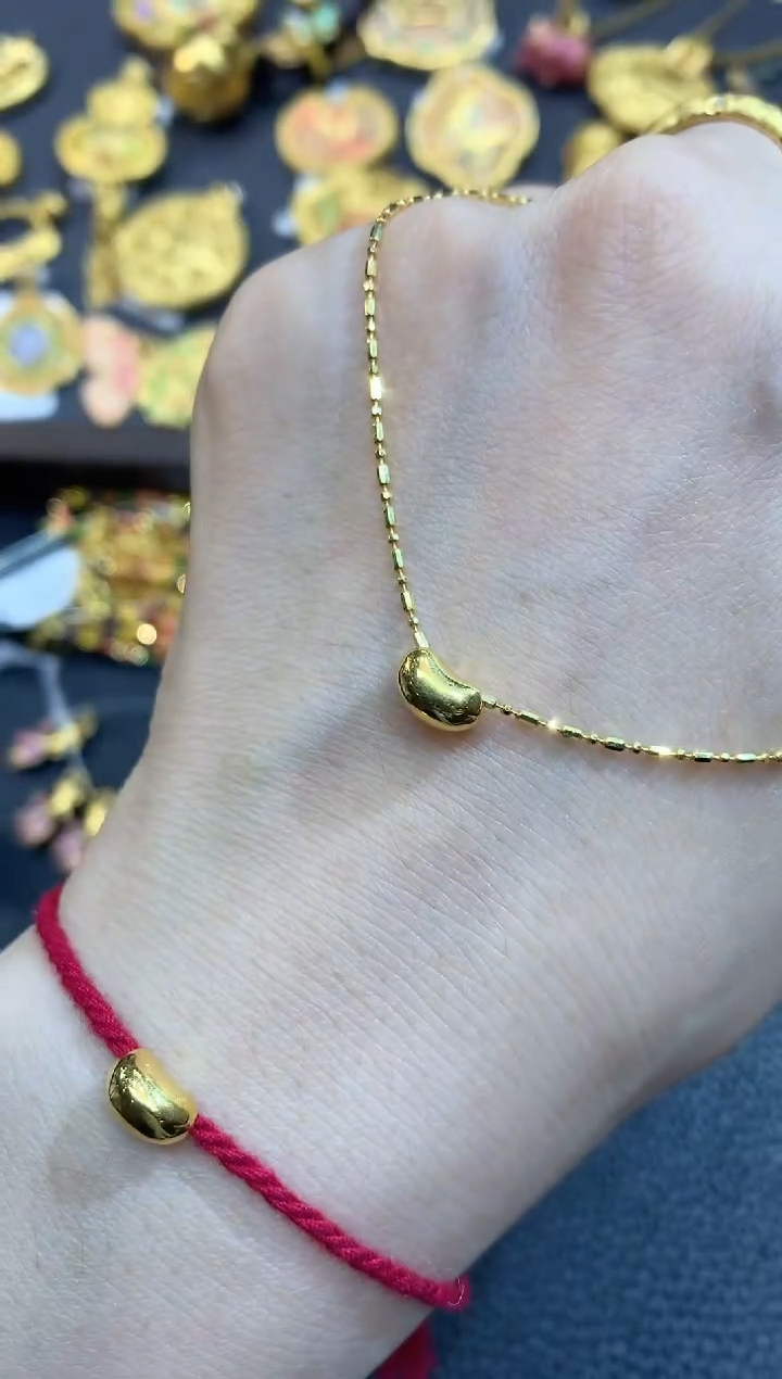 吊坠(不含链)定制足金A1多样性发一件（拍下可联系客服备注做手绳）
