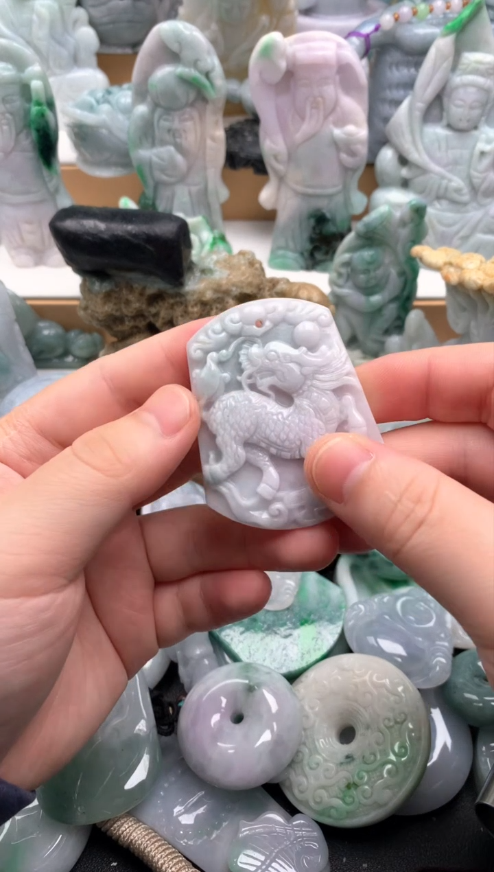 吊坠(不含链)未镶嵌翡翠1