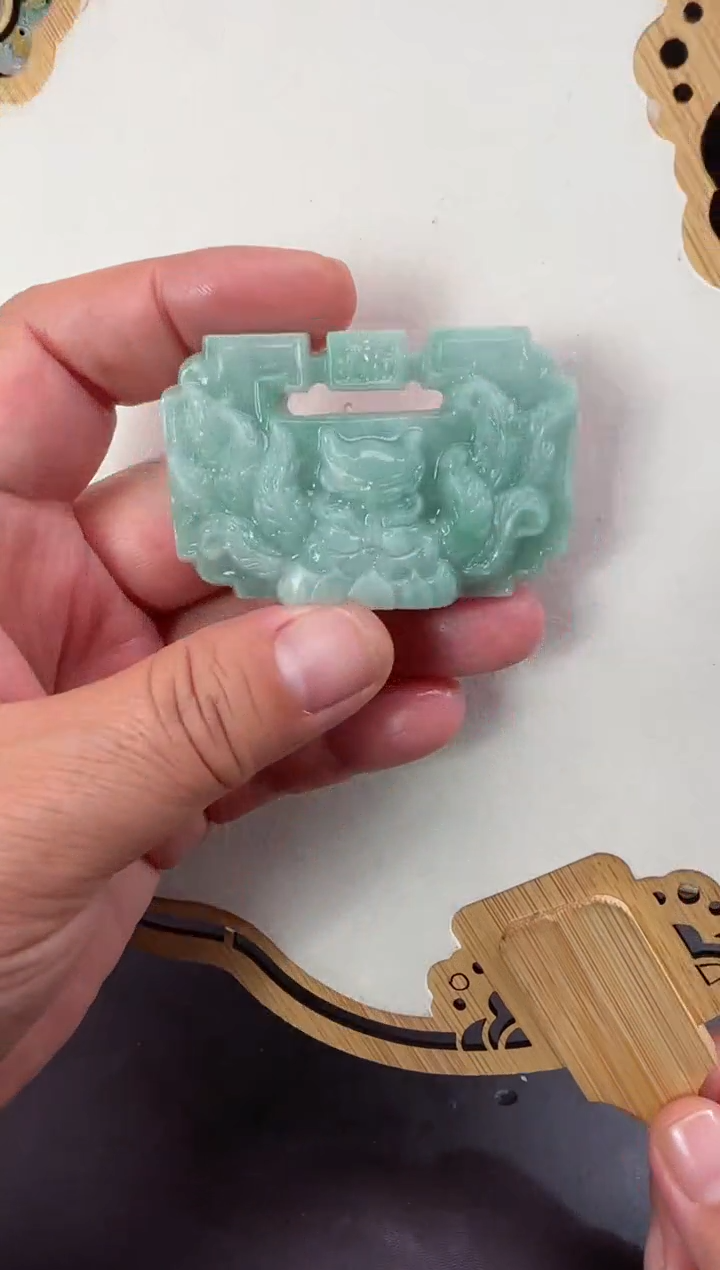 【闪购商品】定制翡翠未镶嵌牌子