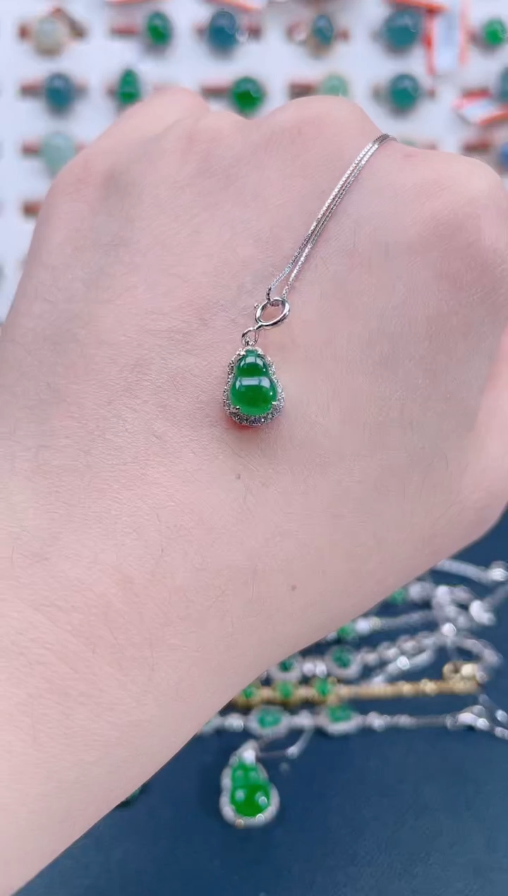 颈饰银S925镶嵌翡翠天然翡翠