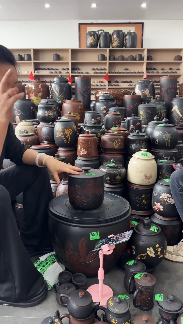 瑕疵  线雕 荷花 小五饼 104
