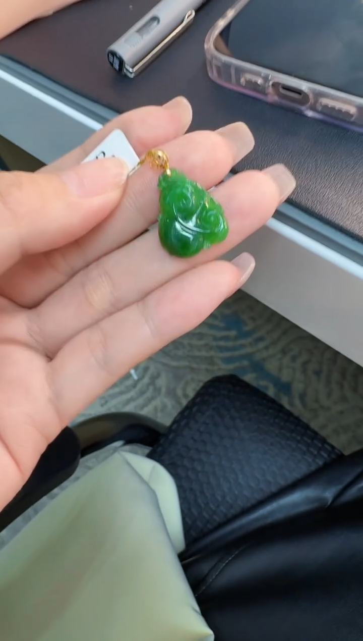 【闪购商品】翡翠18K金镶嵌颈饰缅甸翡翠A货吊坠