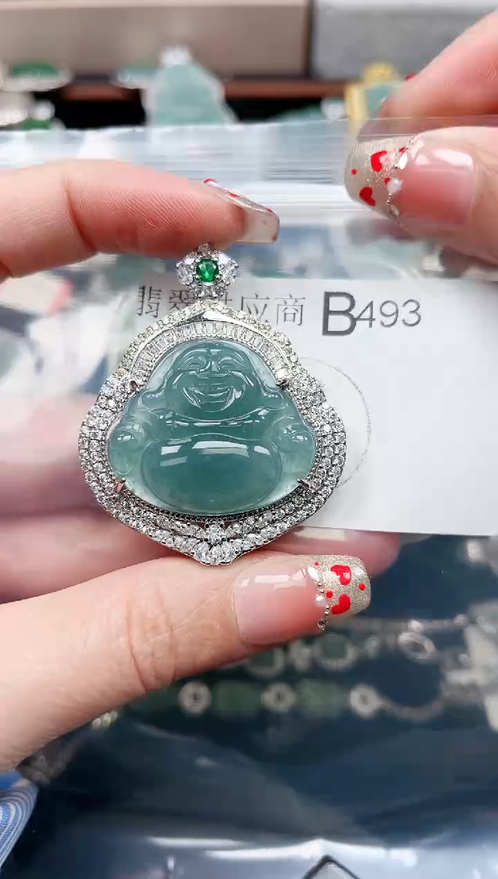 【闪购商品】翡翠颈饰未镶嵌493赠皮绳