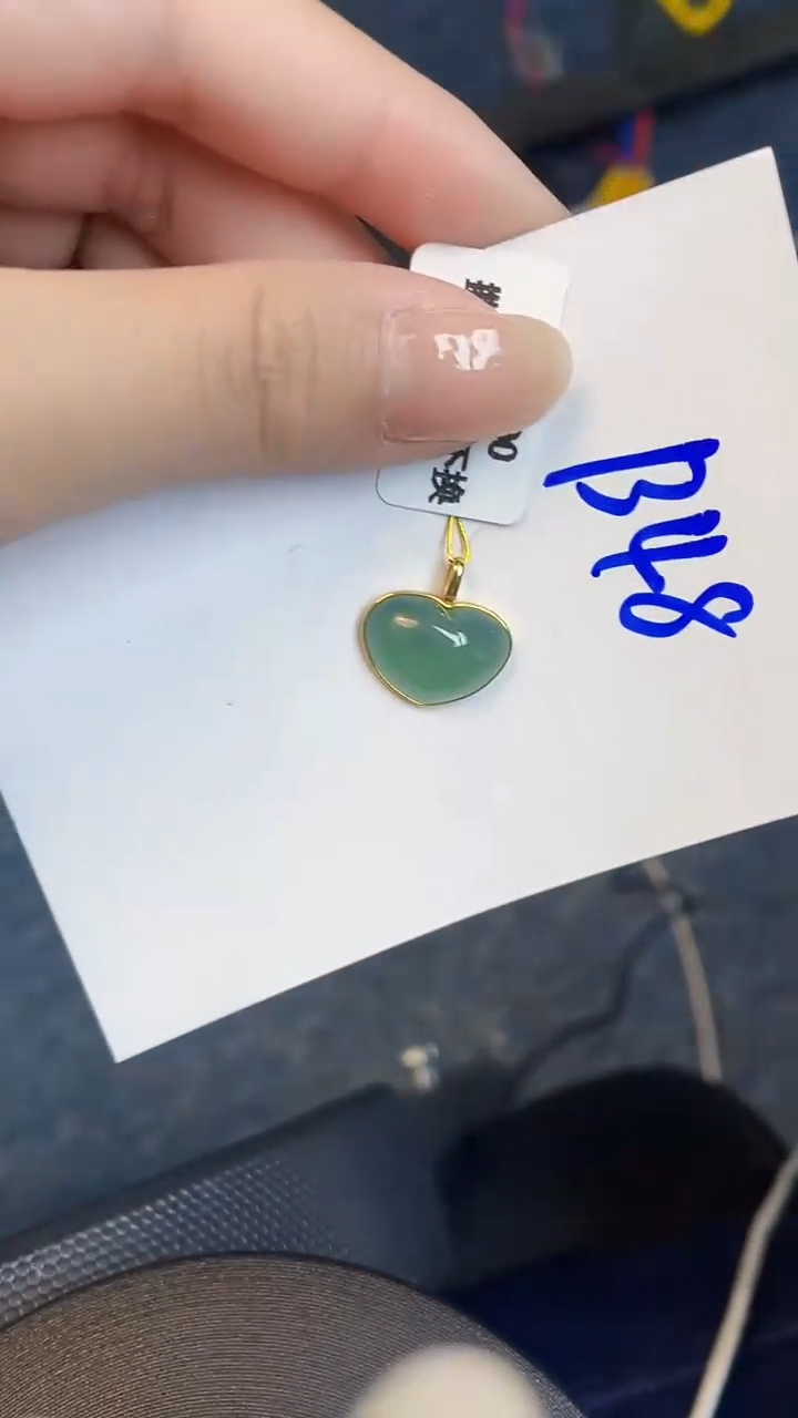 【闪购商品】翡翠颈饰18K金镶嵌00000000