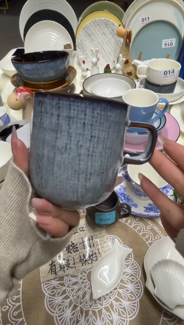 新骨瓷052瑕疵 牛仔蓝麻布胖胖马克杯