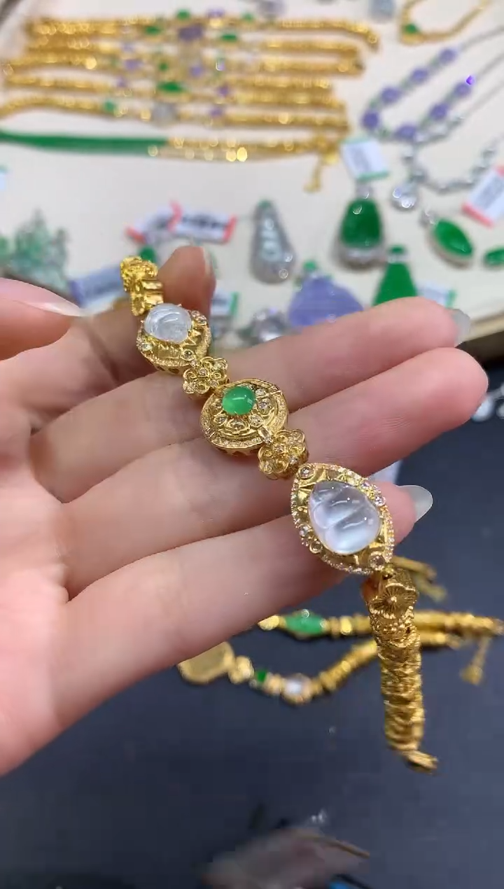 18K金镶嵌手链翡翠手链|19800