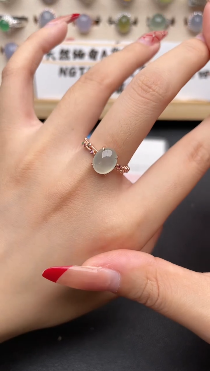 【闪购商品】翡翠戒指银S925镶嵌一物一证一礼盒