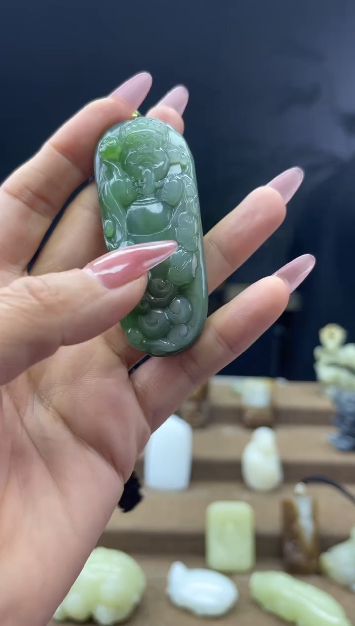 颈饰未镶嵌和田玉1