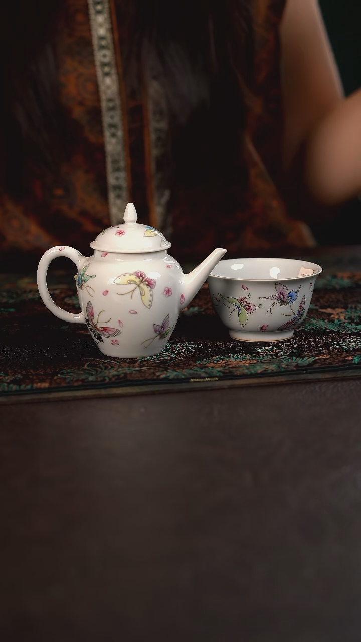 活动价忆古彩瓷蝶恋花一壶一杯 