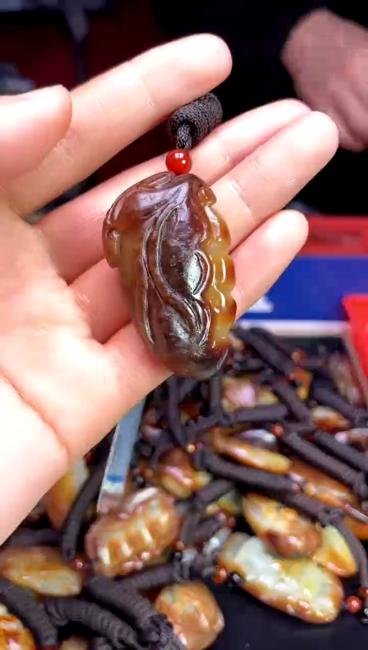 【闪购商品】和田玉未镶嵌颈饰1