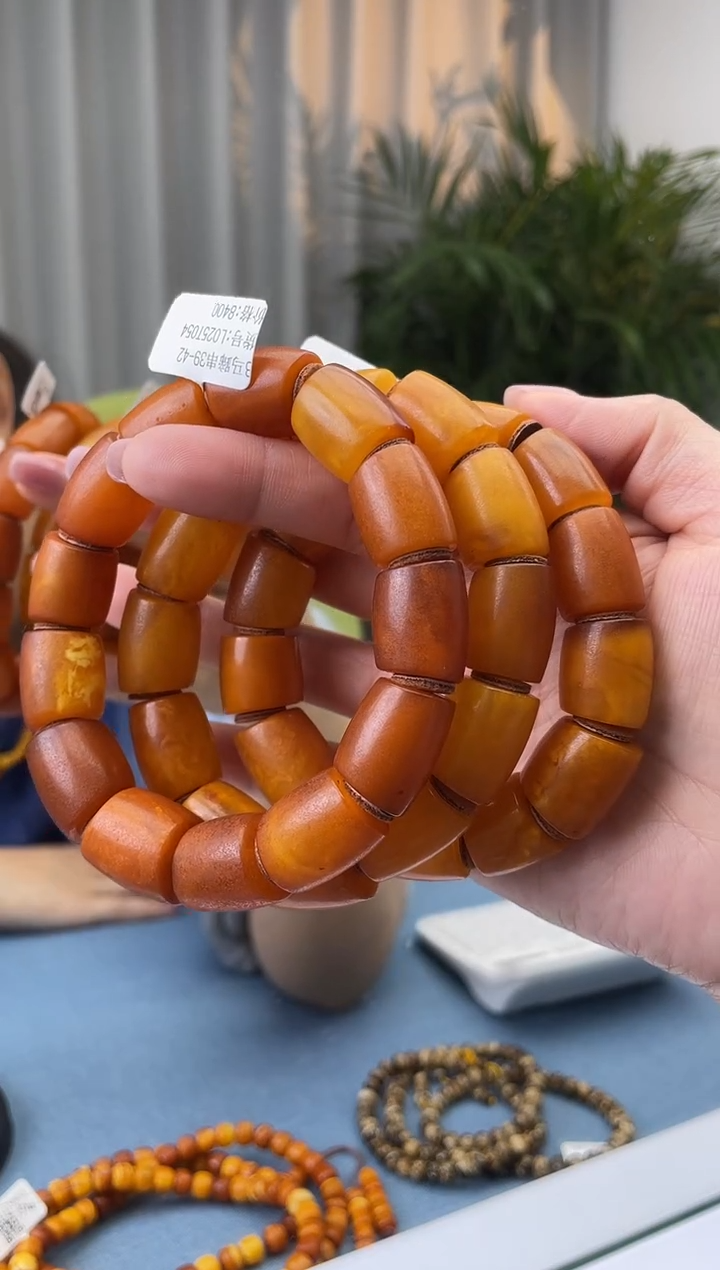 【闪购商品】蜜蜡珠宝奇石未镶嵌假一罚十，微瑕多样性发一件039.15