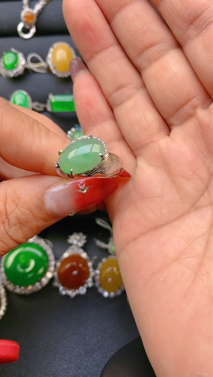 【闪购商品】翡翠戒指银S925镶嵌天然A货翡翠1