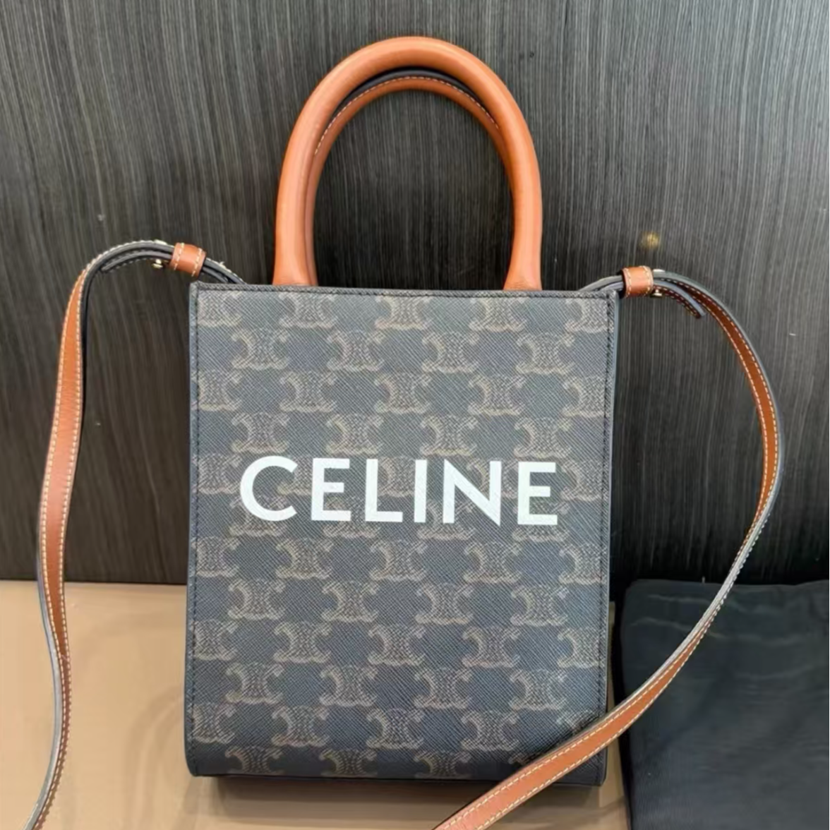 95新 Celine/思琳 胖虎佳佳/箱包/两用包/31B2508280006