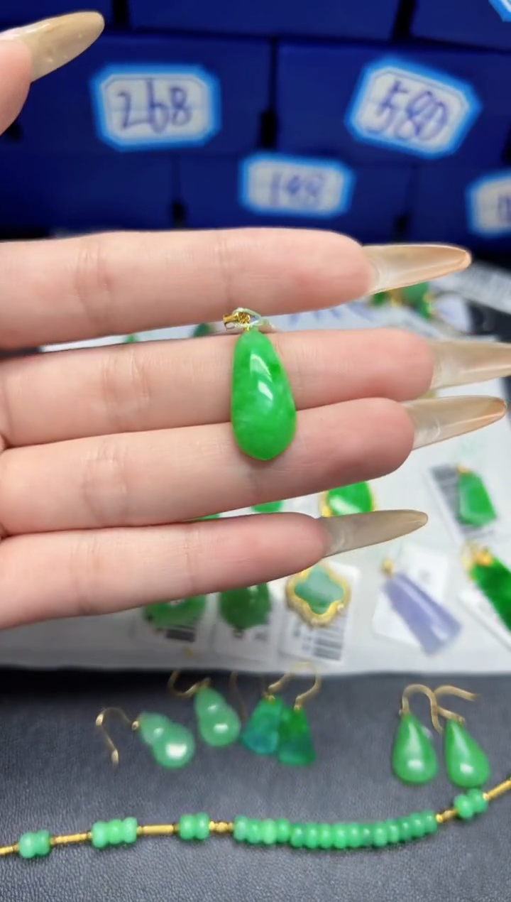 【闪购商品】翡翠颈饰18K金镶嵌Y缅料A货/支持复检/一件