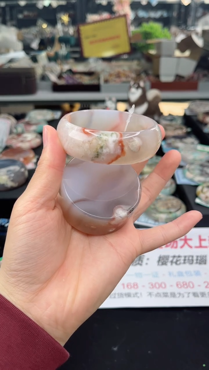 【闪购商品】石英质玉手镯未镶嵌62圈口（赠品镯心）3931397