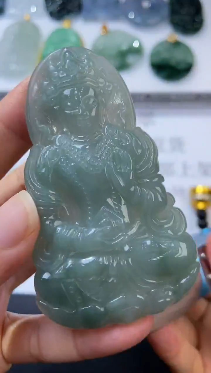 未镶嵌挂件翡翠376507  多人