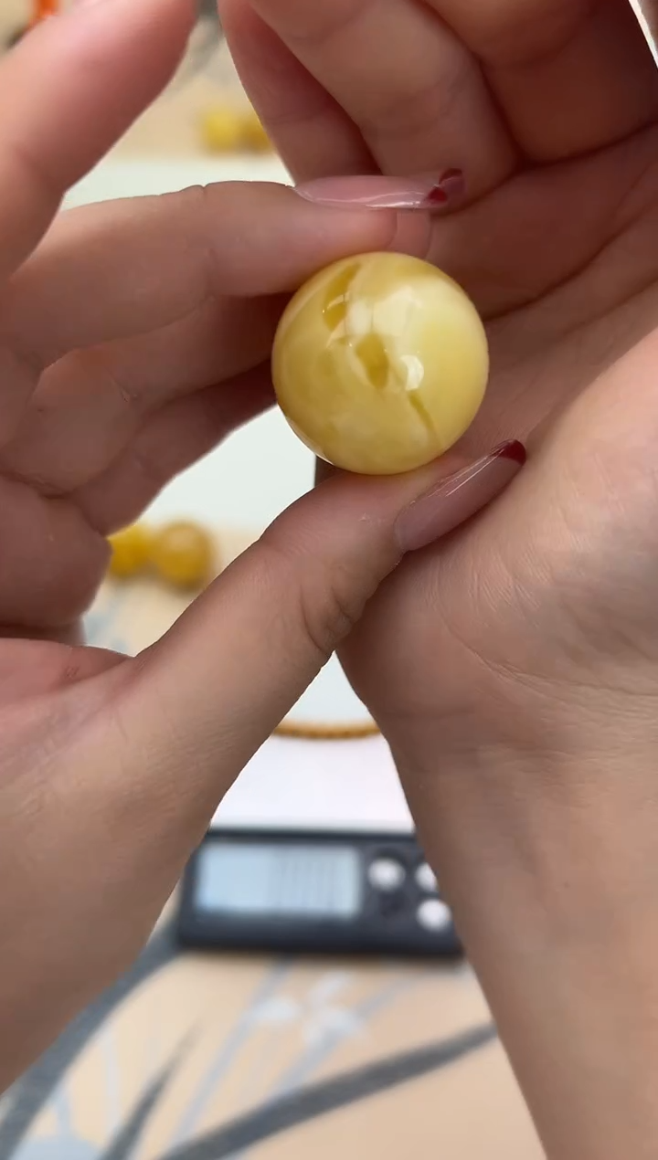 【闪购商品】琥珀裸石未镶嵌蜜蜡单珠