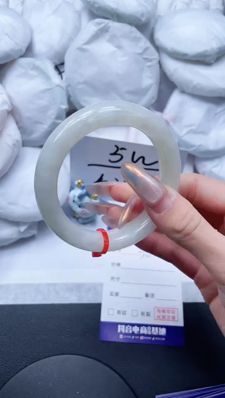 【闪购商品】和田玉手镯未镶嵌19L380-54