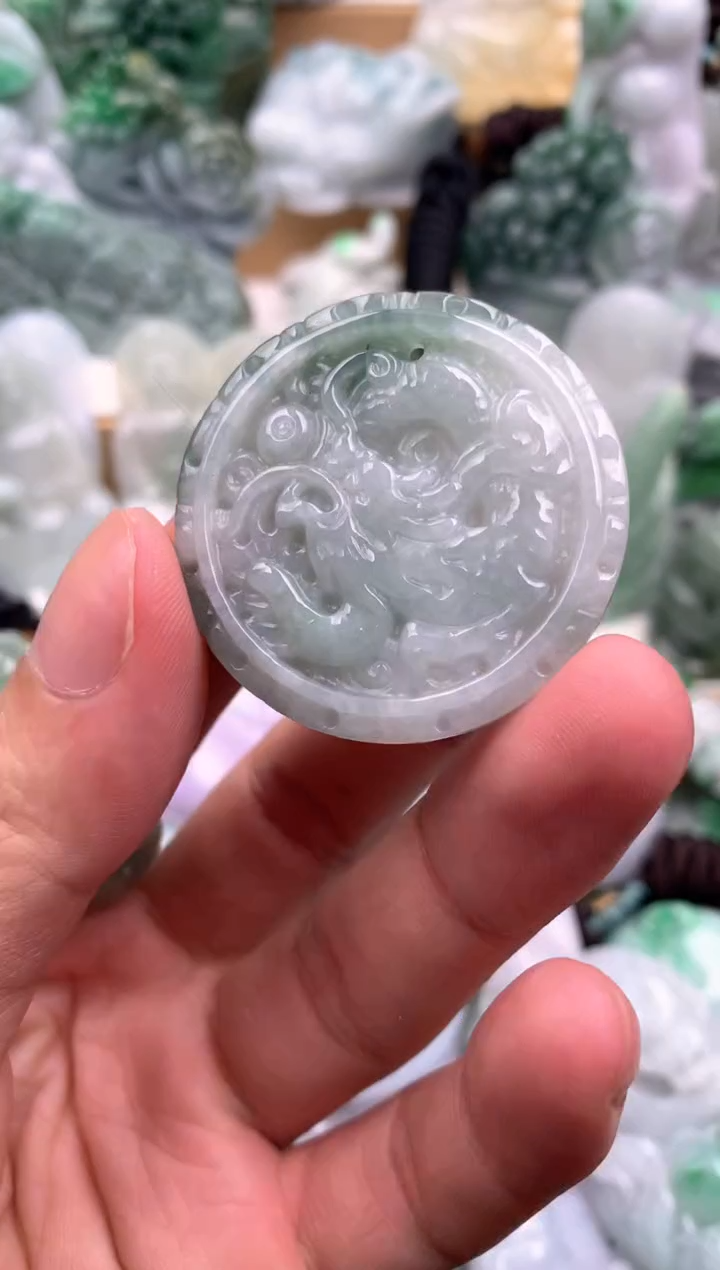 吊坠(不含链)未镶嵌翡翠1