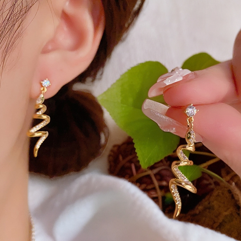 铜合金合成锆石耳饰 微锆本命蛇形螺旋耳环s925银针精致百搭超闪