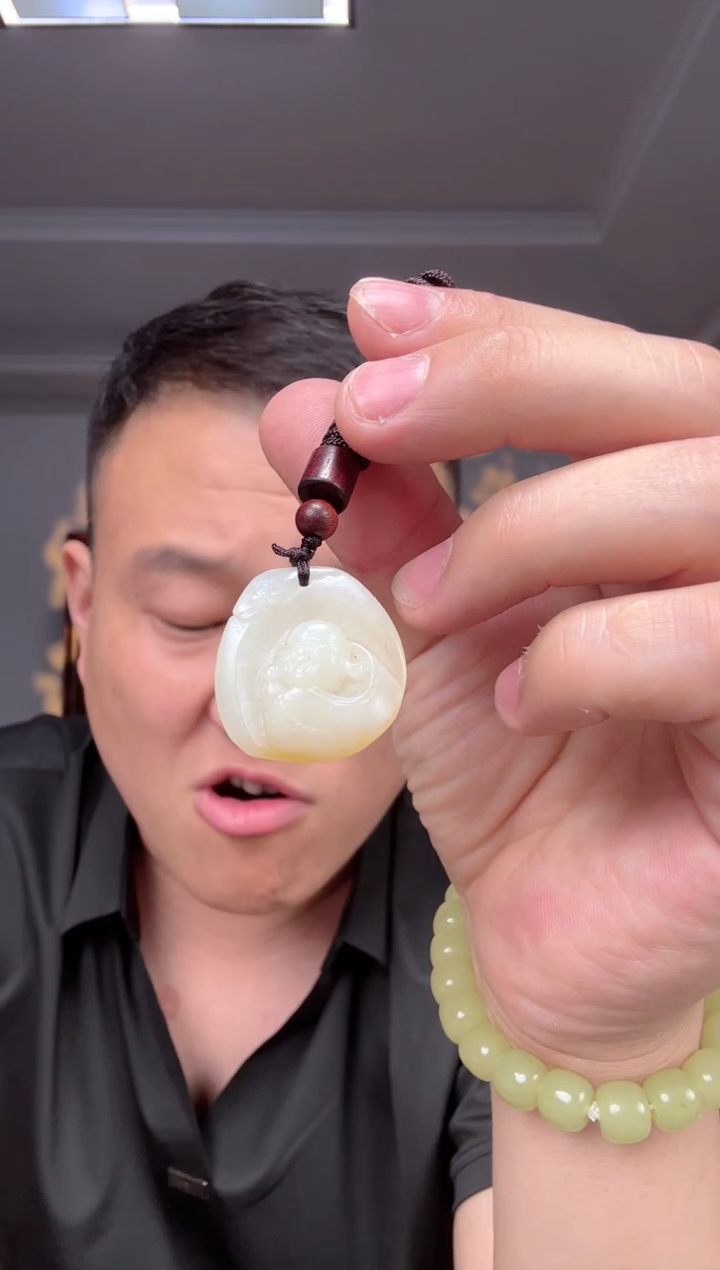 和田玉未镶嵌颈饰1