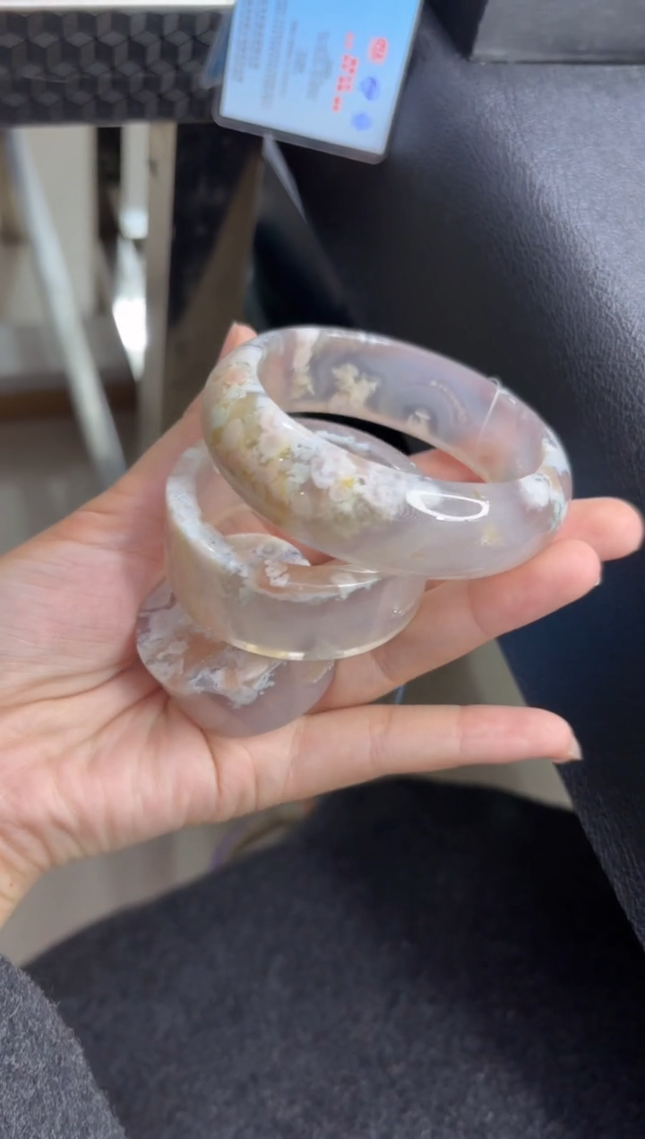 【闪购商品】石英质玉手镯未镶嵌172（60圈赠送镯心）