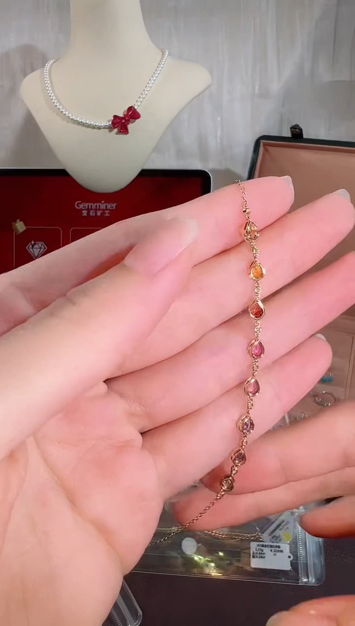 手链彩色蓝宝石18K金镶嵌BB5175#-Y#54