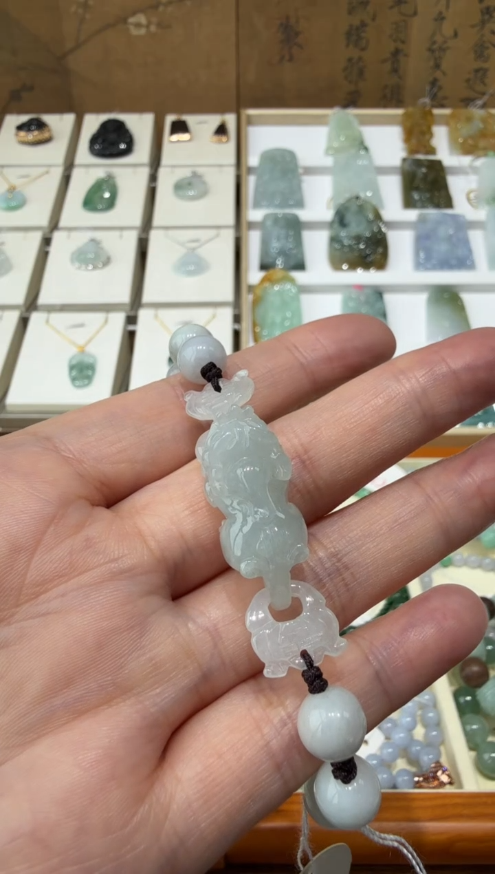 未镶嵌挂件翡翠?****?A货翡翠多样性孤品