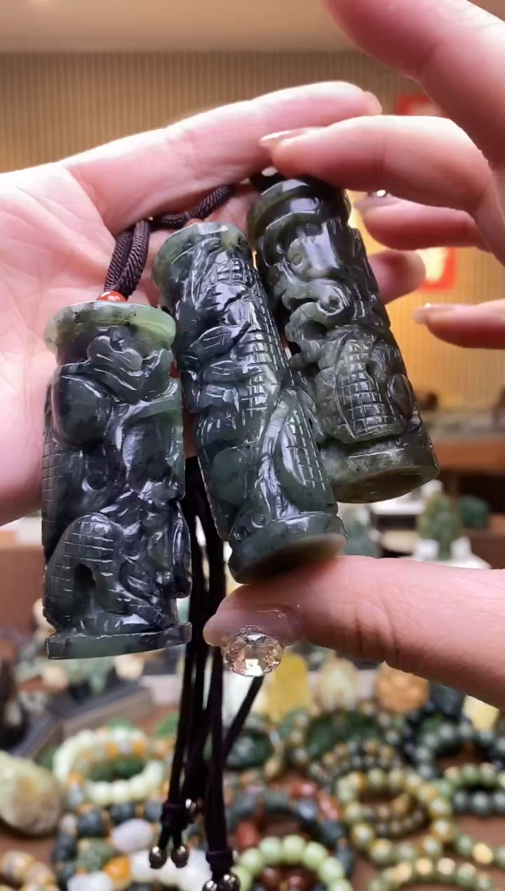 【闪购商品】和田玉吊坠未镶嵌多样性随机发一