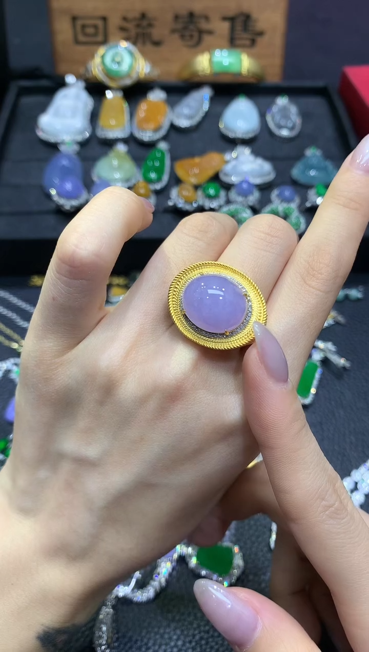 18K金镶嵌戒指翡翠33团购