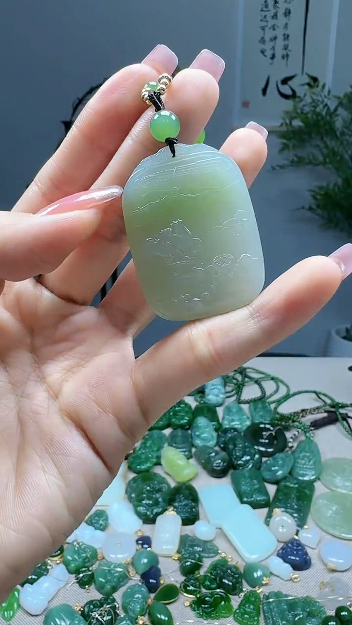 未镶嵌和田玉挂件1