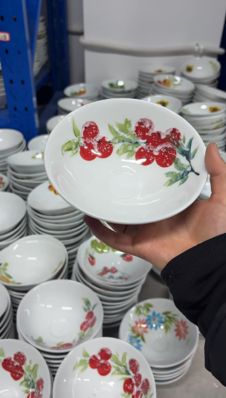 景德镇手绘釉中彩（食品级）小斗笠碗