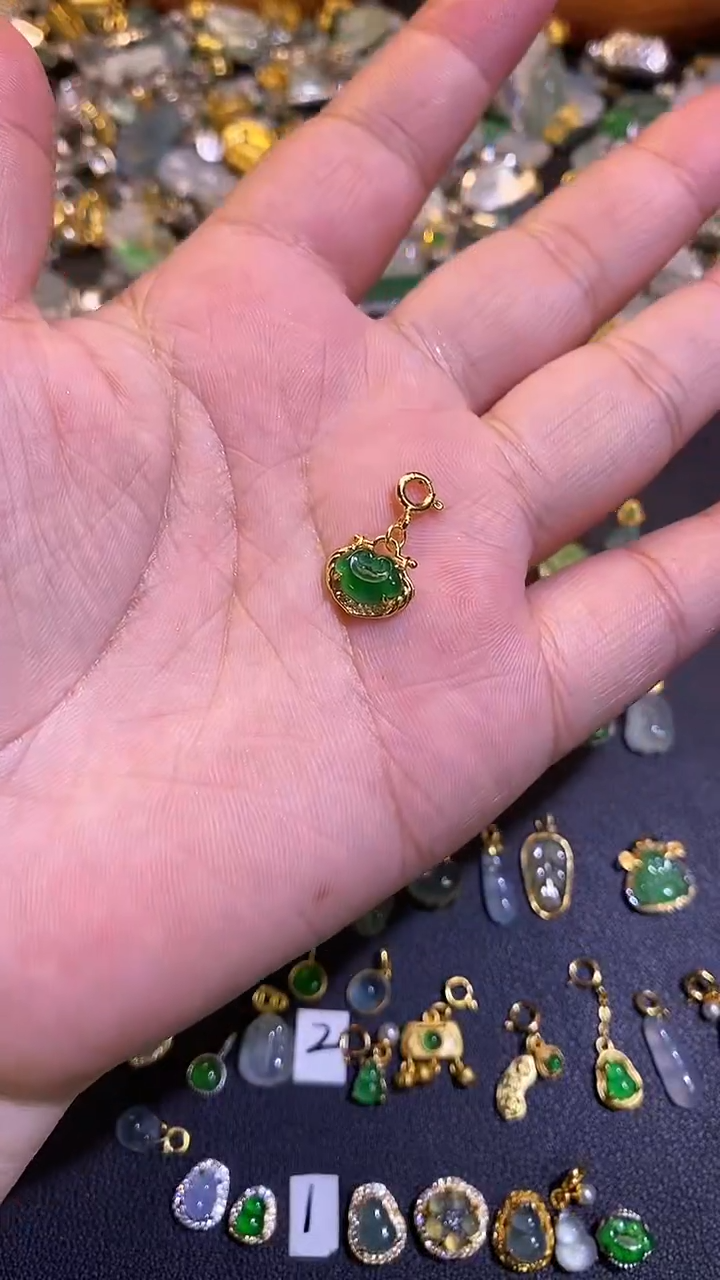 【闪购商品】翡翠吊坠(不含链)银S925镶嵌1