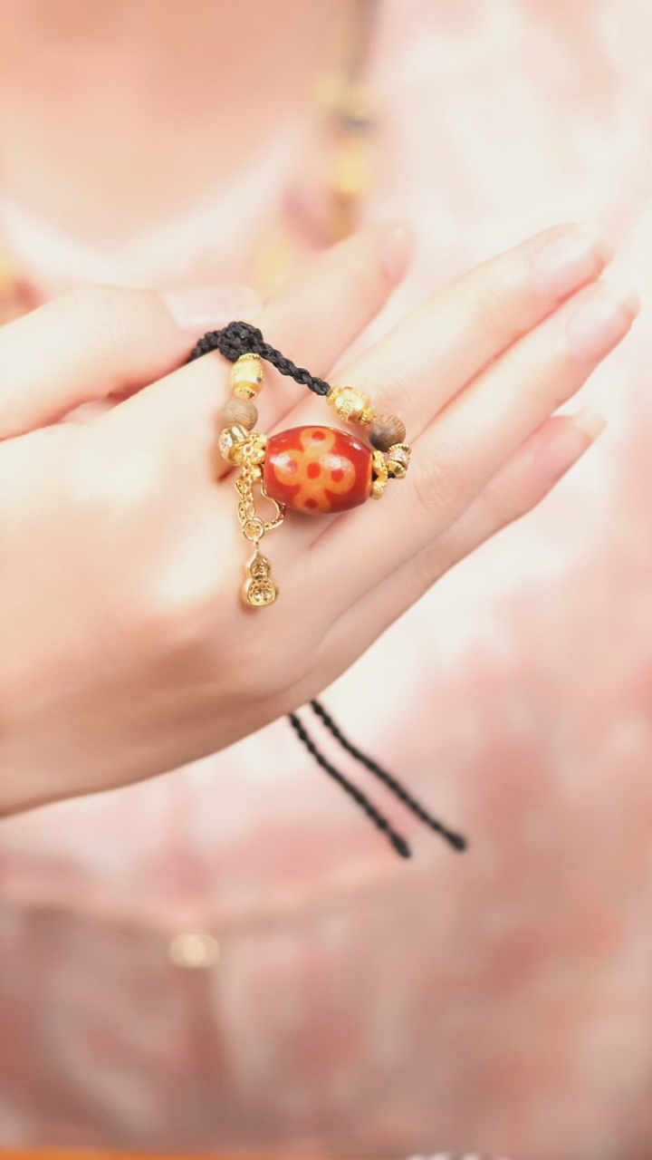 玛瑙/玉髓（覆膜）颈饰未镶嵌传世珠宝-多样性发其一