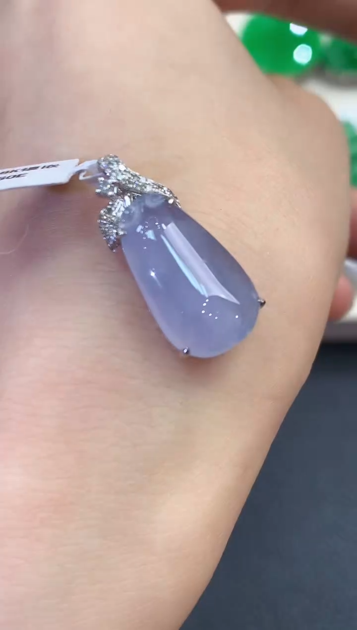 【闪购商品】翡翠吊坠(不含链)18K金镶嵌 D10有色差