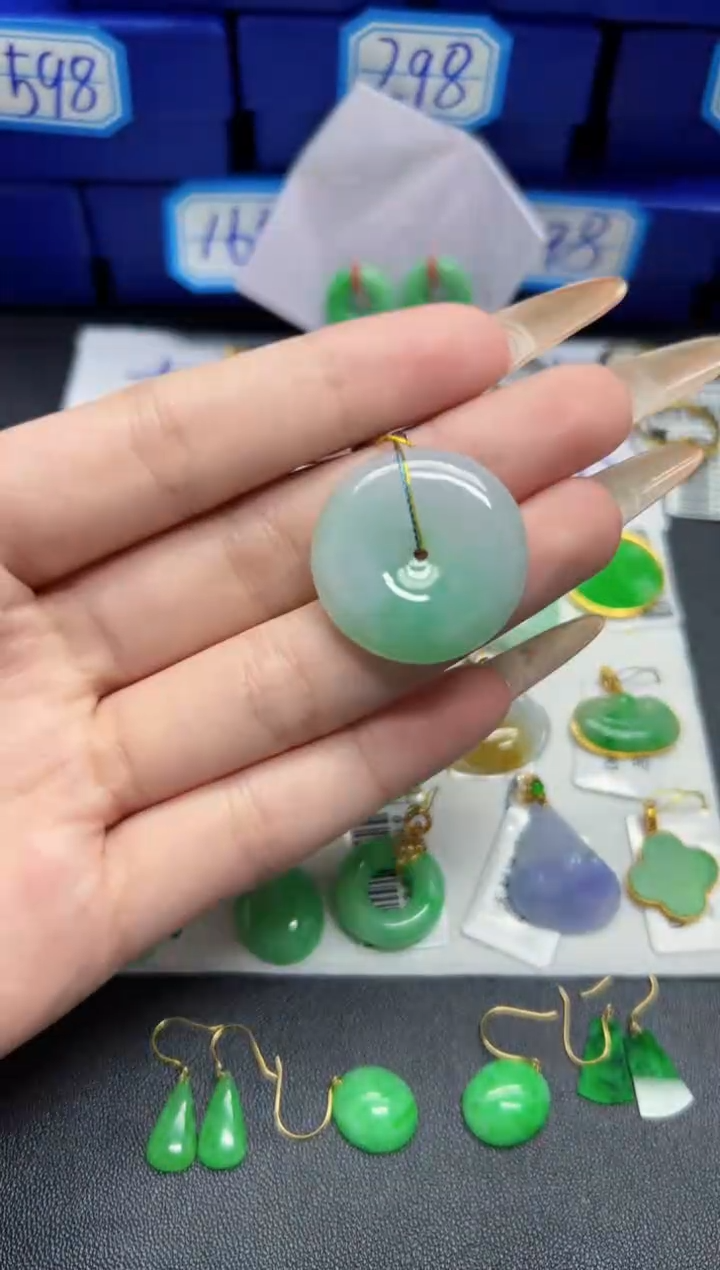 【闪购商品】翡翠颈饰未镶嵌Y缅料A货/支持复检/一件